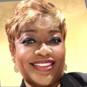 Meet your Posher, Cynthia